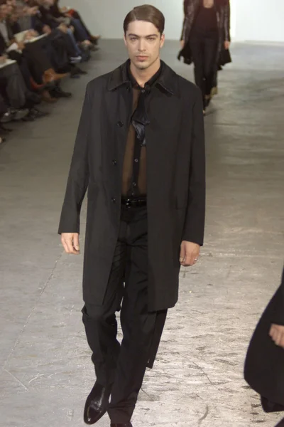 Look 8